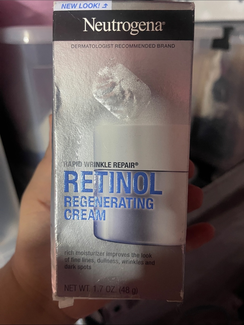 Neutrogena Retinol Regenerating Cream -